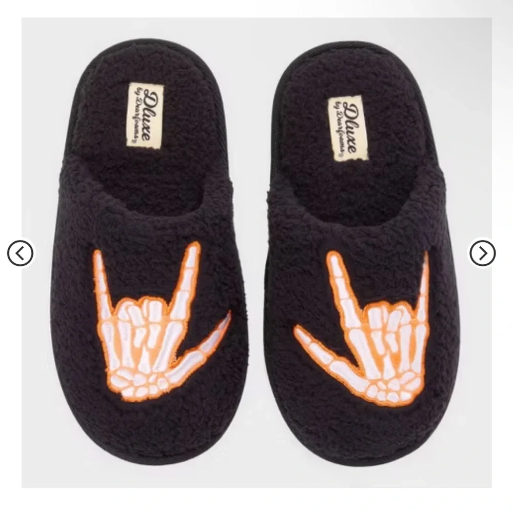 Dluxe by DEARFOAMS Sherpa Cozy Slippers Skuff Skeleton Toddler 11/12 NWT